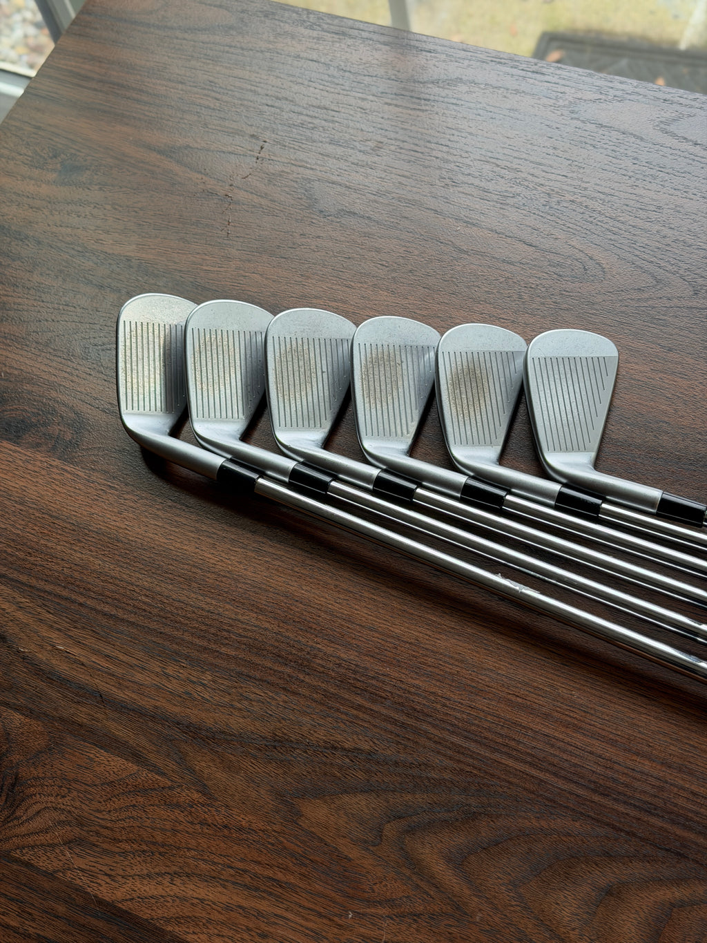Taylormade P790 Iron Set