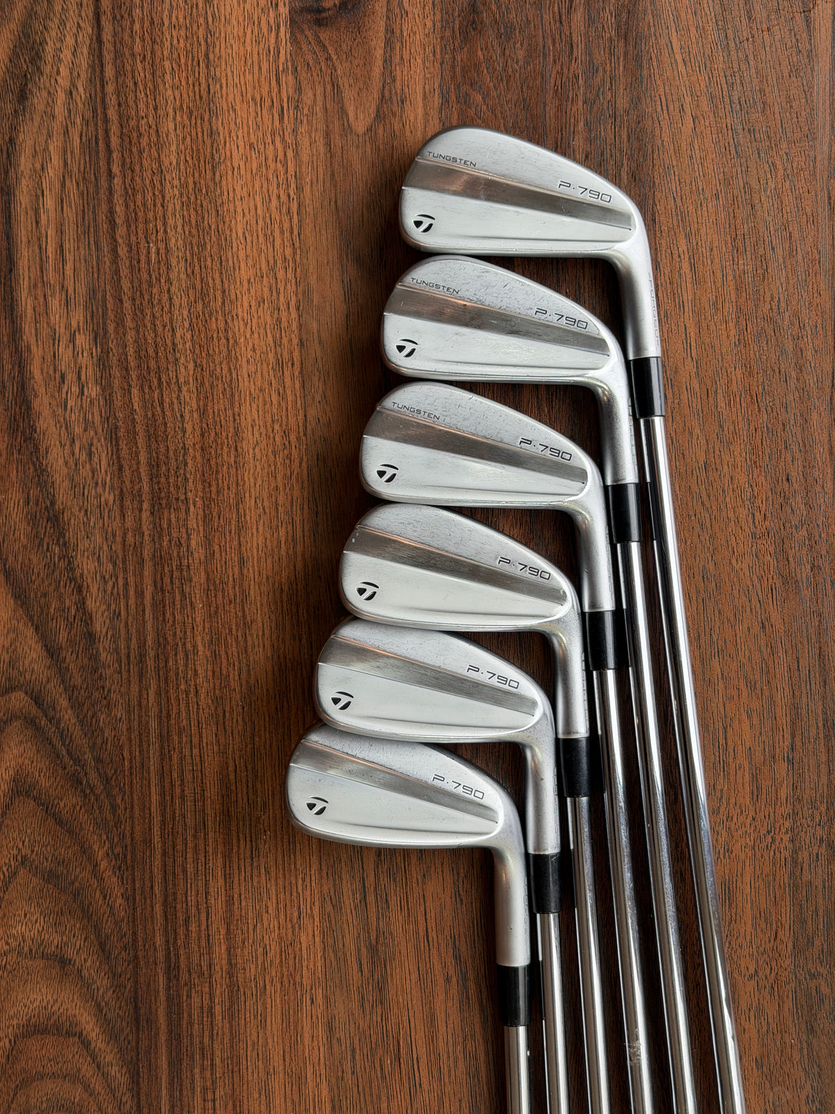 Taylormade P790 Iron Set