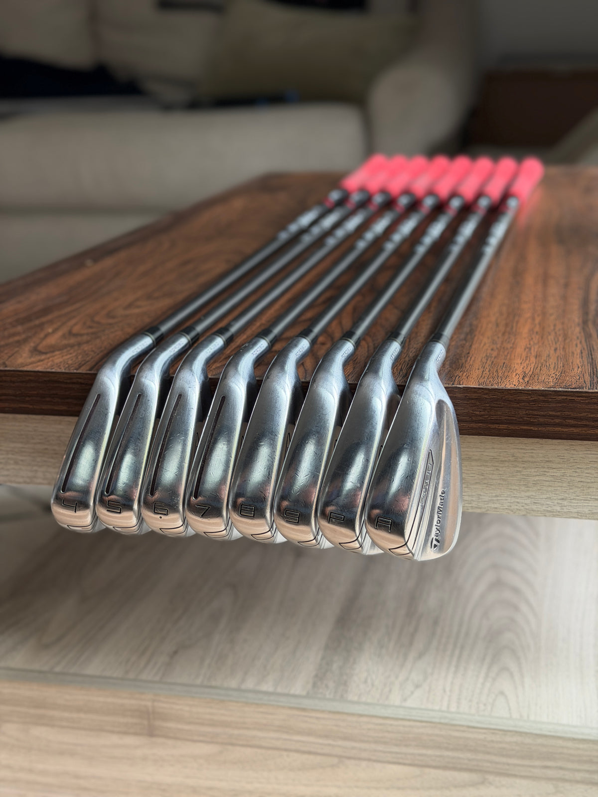 Taylormade P790 Iron Set