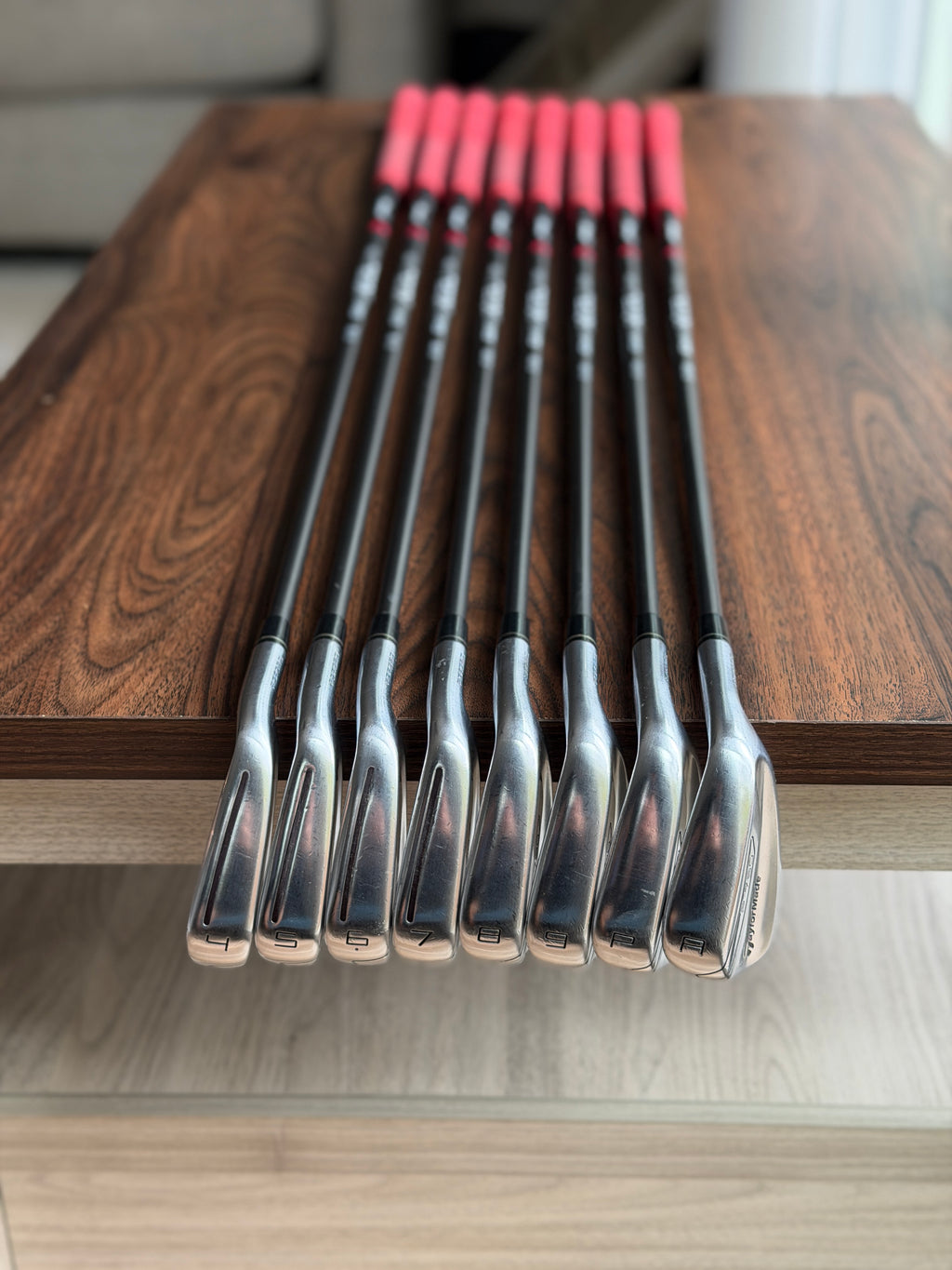 Taylormade P790 Iron Set