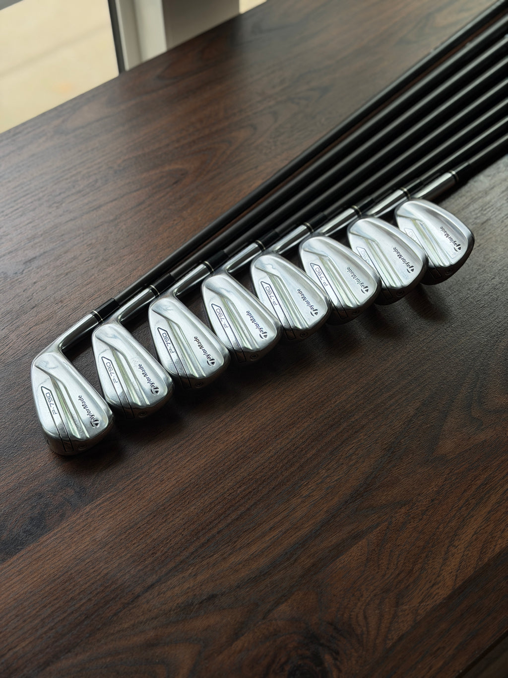 Taylormade P790 Iron Set