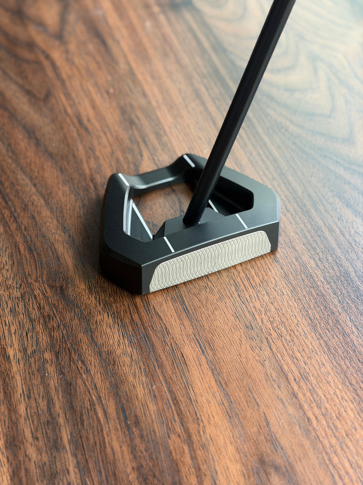 L.A.B. Golf VZN.1i Putter