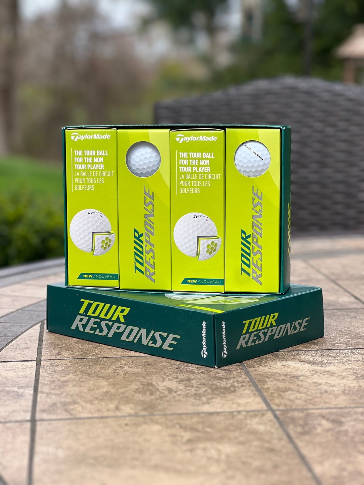 Taylormade Tour Response Golf Balls (1 Dozen)