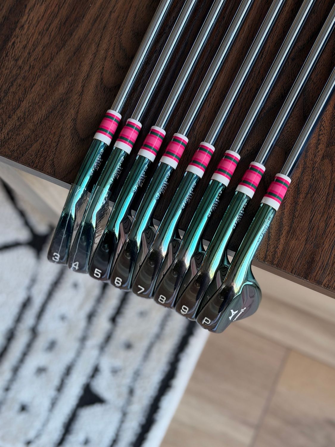 Mizuno Pro 241 Limited Edition Azalea Iron Set (3-PW)