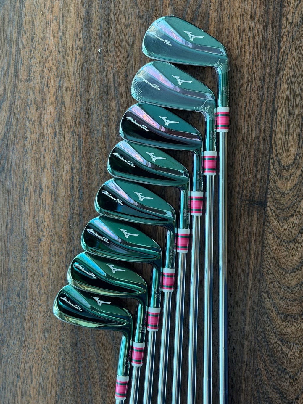 Mizuno Pro 241 Limited Edition Azalea Iron Set (3-PW)