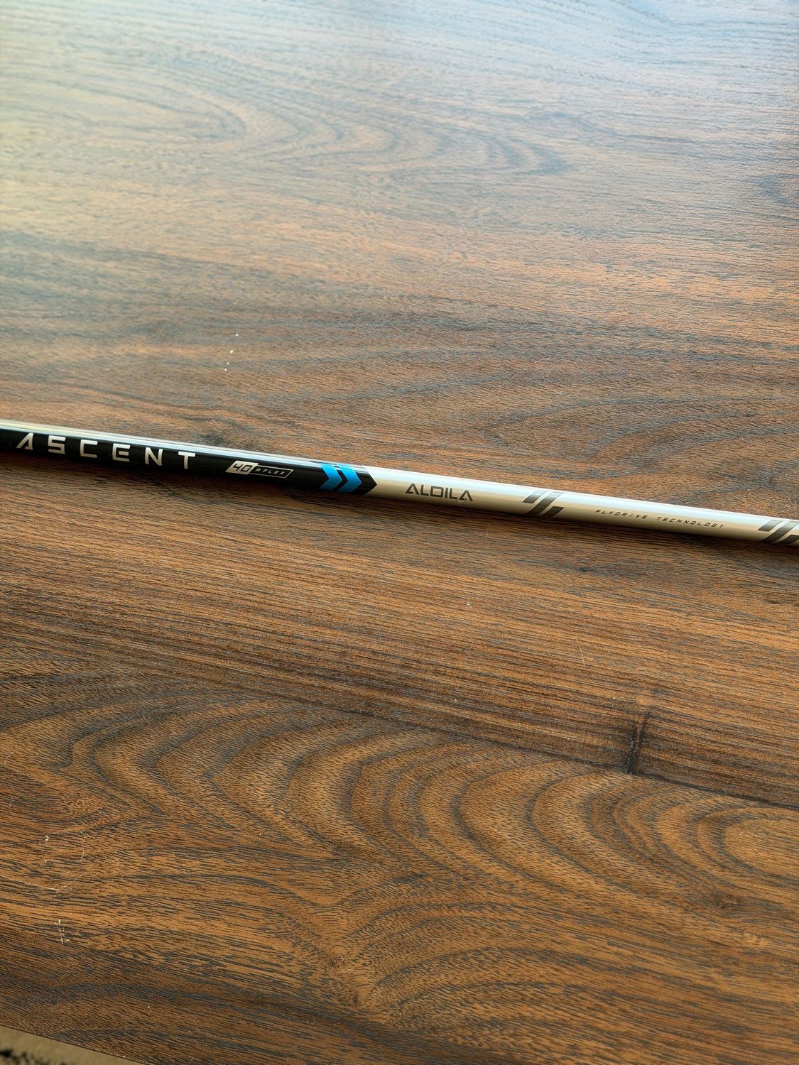 Aldila Ascent 40g Regular Flex Driver Shaft w/ Callaway Adaptor