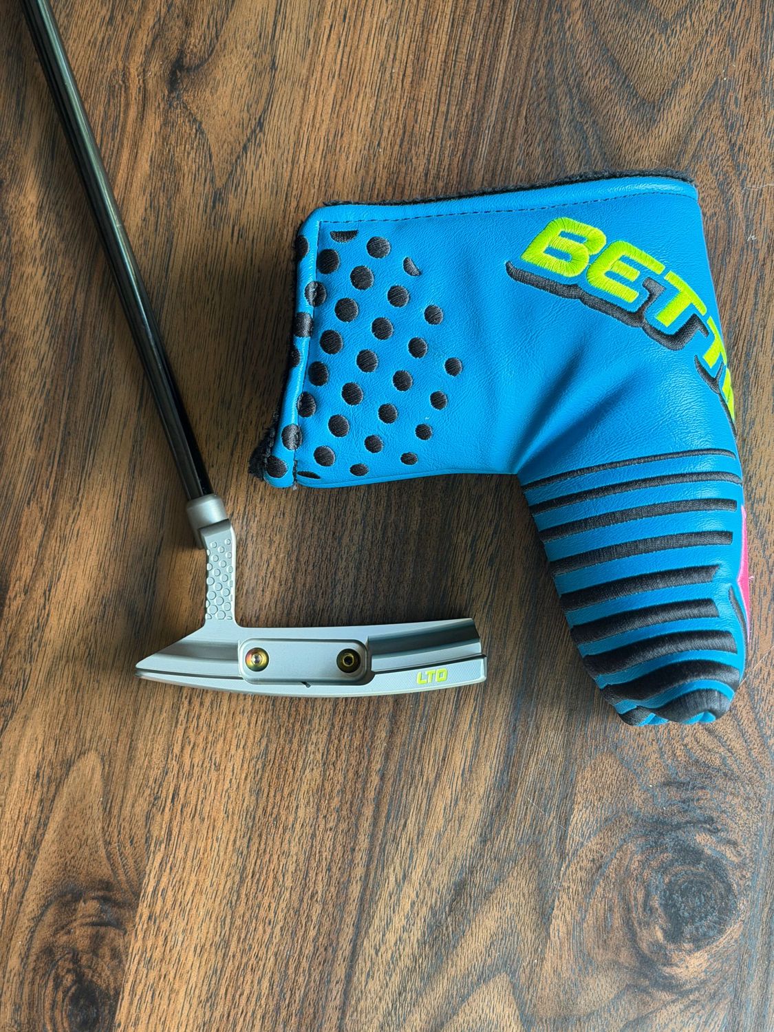 Bettinardi SS9 "Forever 90s" LTD Putter