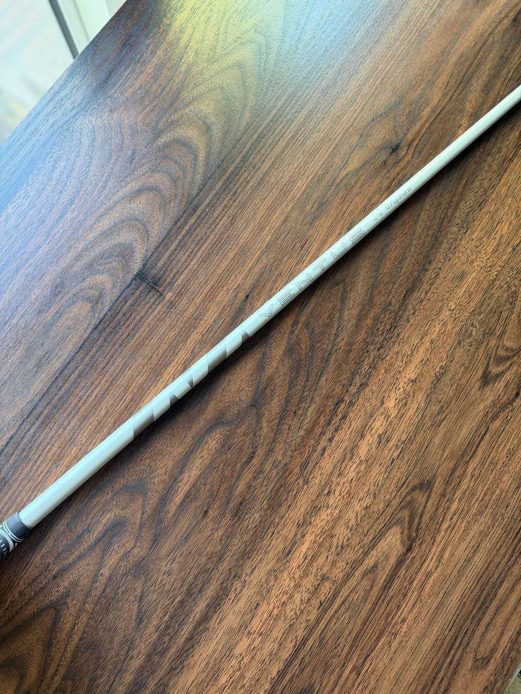 Fujikura Ventus Velocore Plus 4R White Regular Flex Driver Shaft w/ Srixon Adaptor