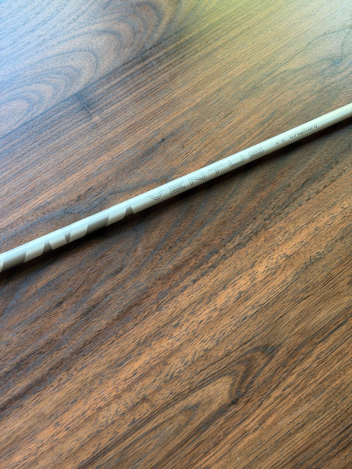 Fujikura Ventus Velocore Plus 4R White Regular Flex Driver Shaft w/ Srixon Adaptor